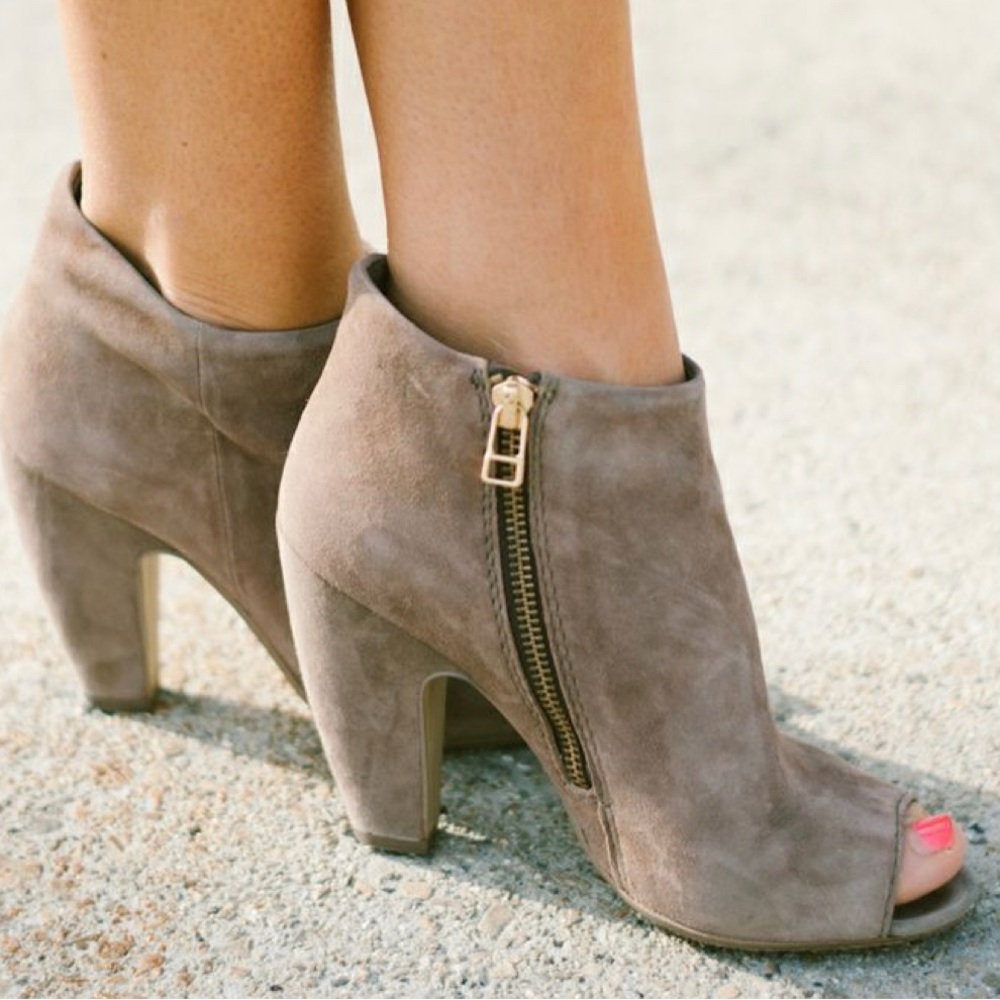 Steve Madden suede peep toe booties